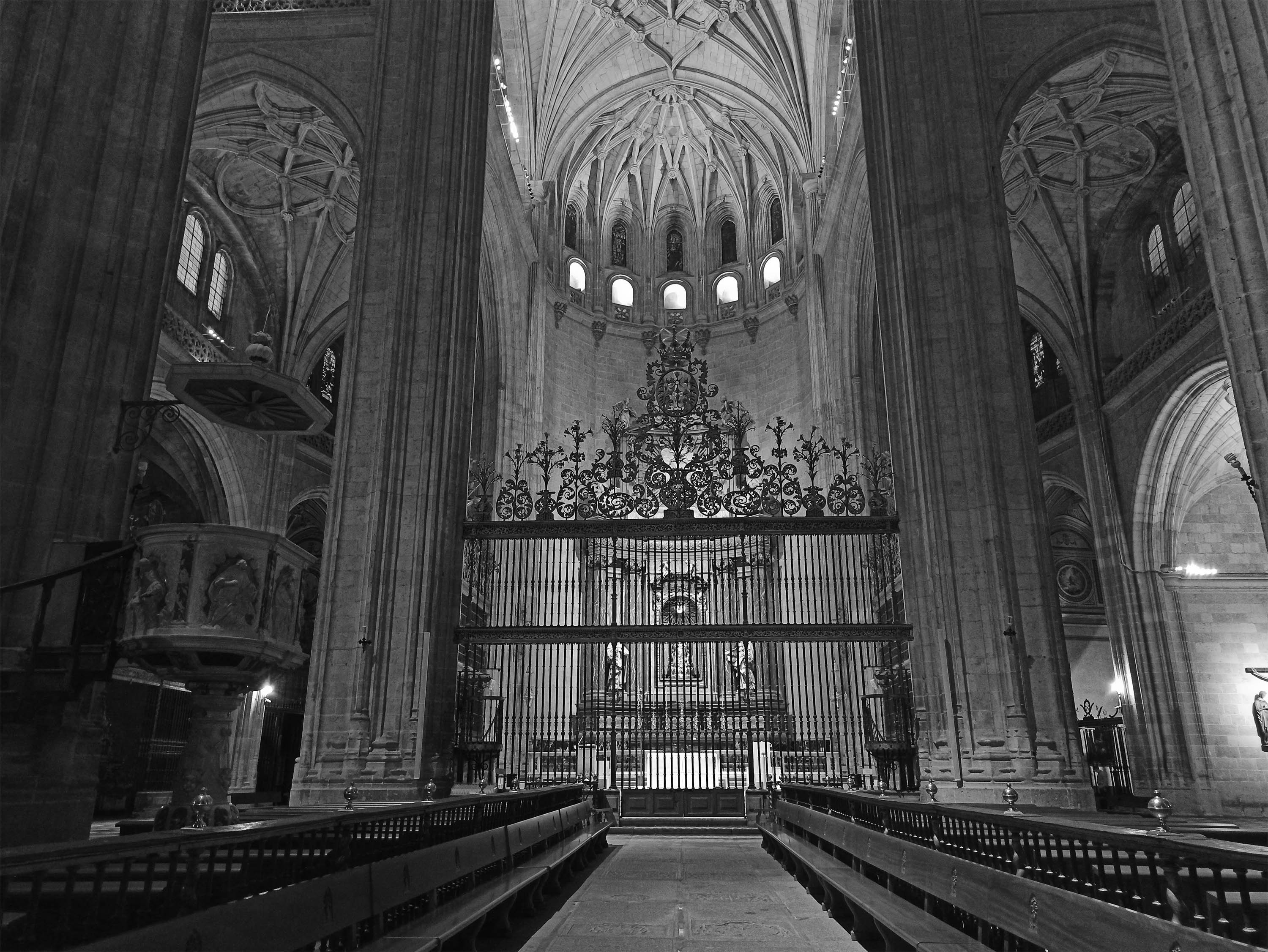 catedral funeral interior